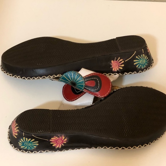 Elite sandals.  Size 6 - Picture 4 of 5